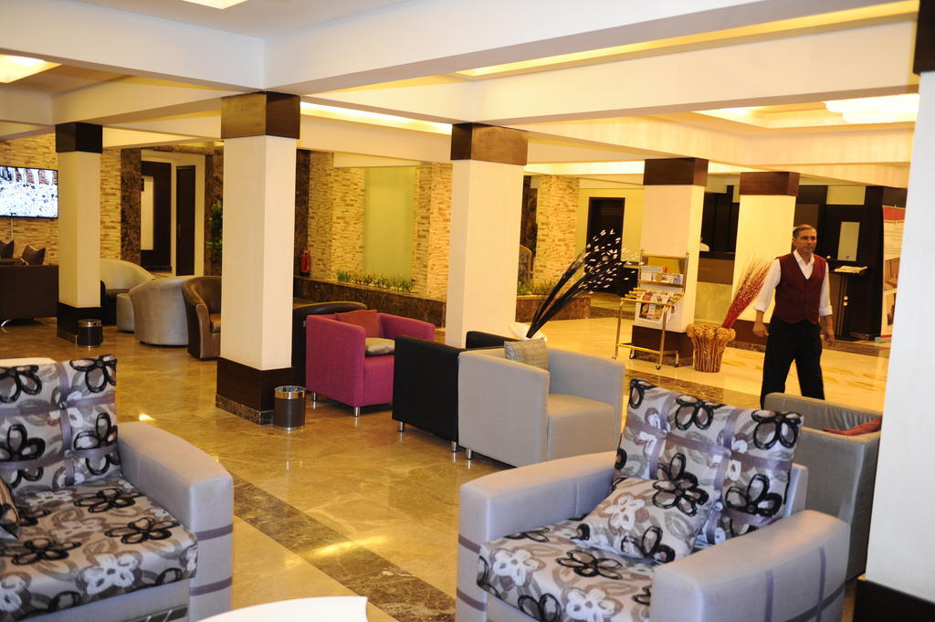 Hotelier Suites Riade Exterior foto