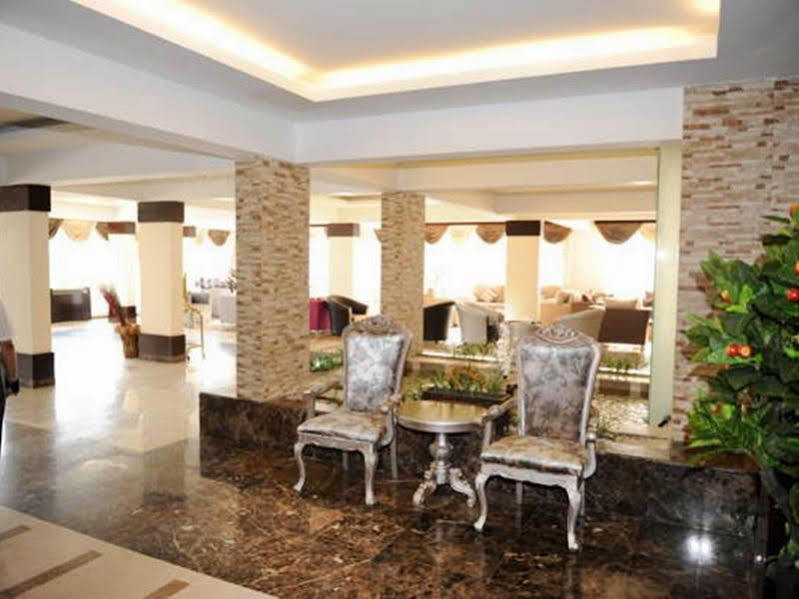 Hotelier Suites Riade Exterior foto